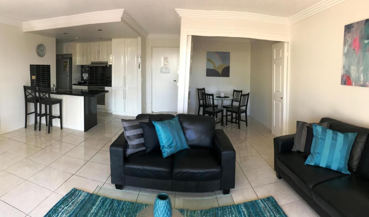 Baronnet Apartments Gold Coast Exterior photo
