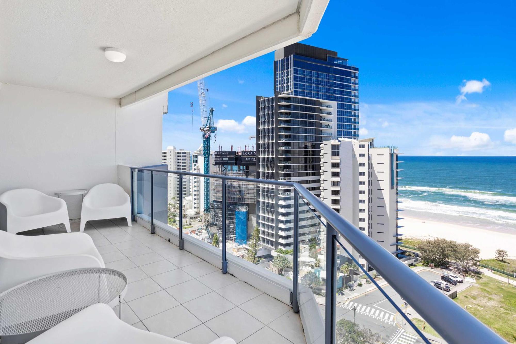 Baronnet Apartments Gold Coast Exterior photo