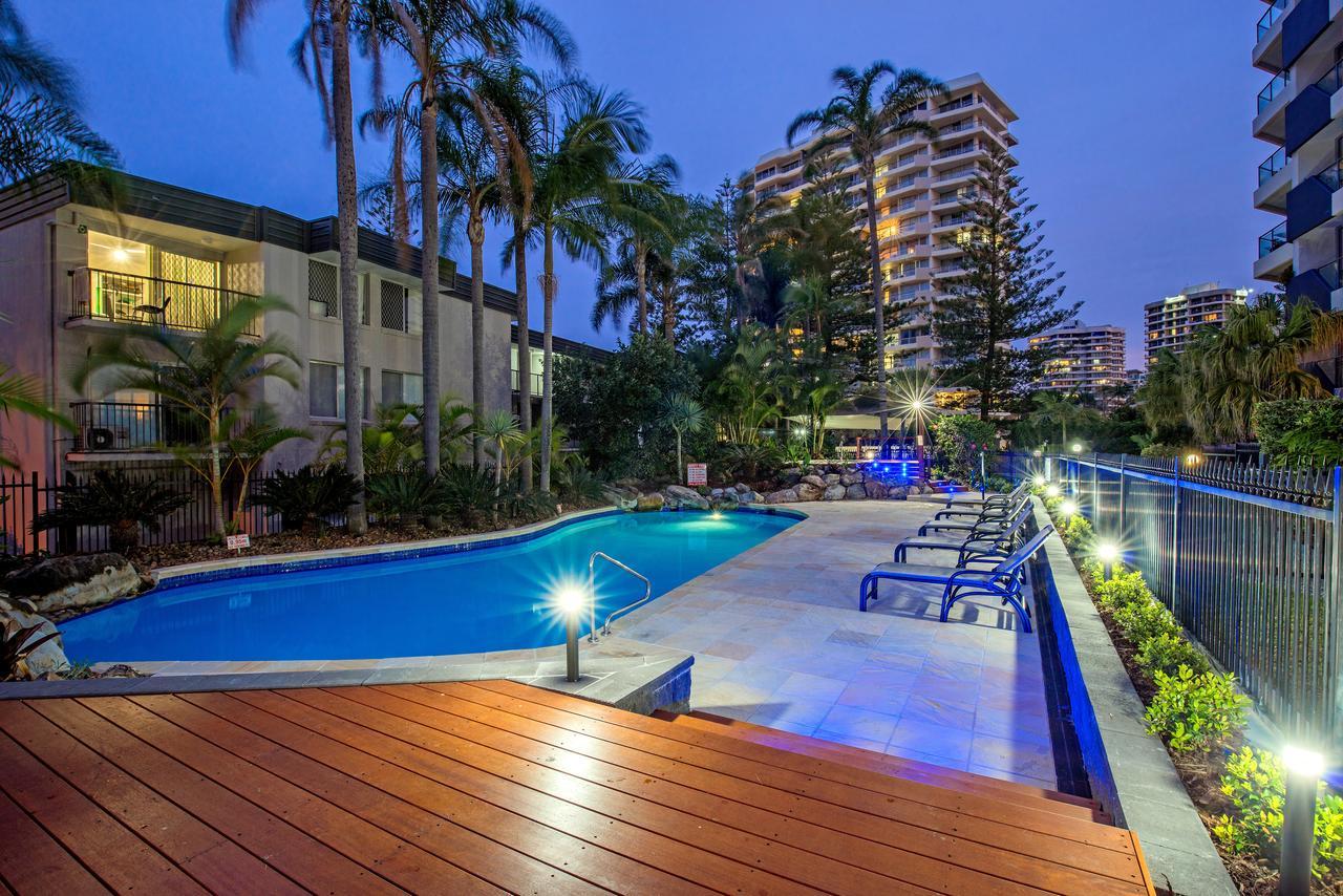 Baronnet Apartments Gold Coast Exterior photo